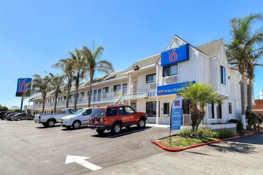 Motel 6 Los Angeles - Harbor City - Image 1
