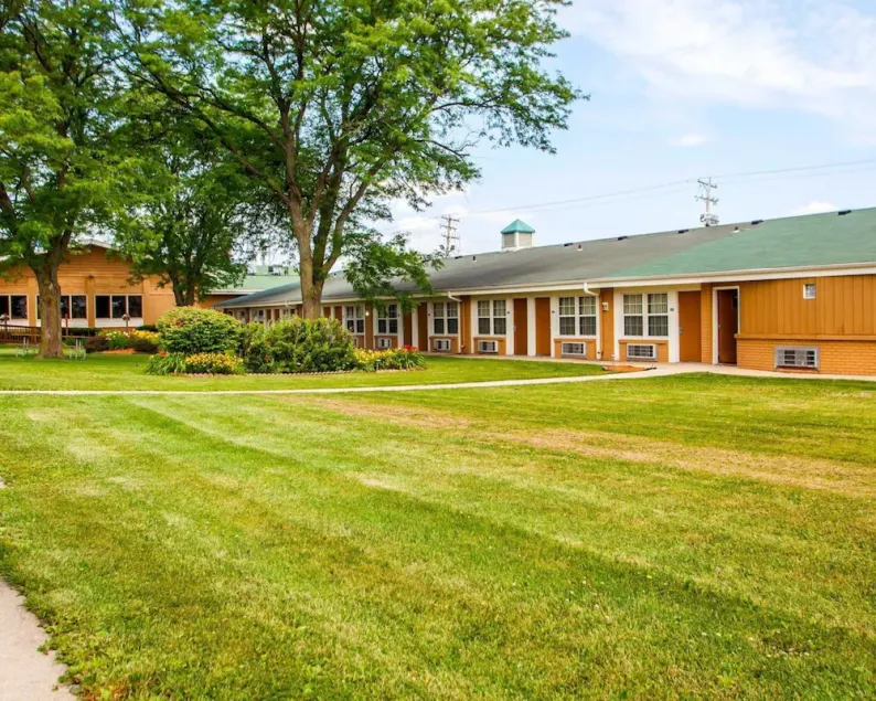 Rodeway Inn Beloit - Image 1