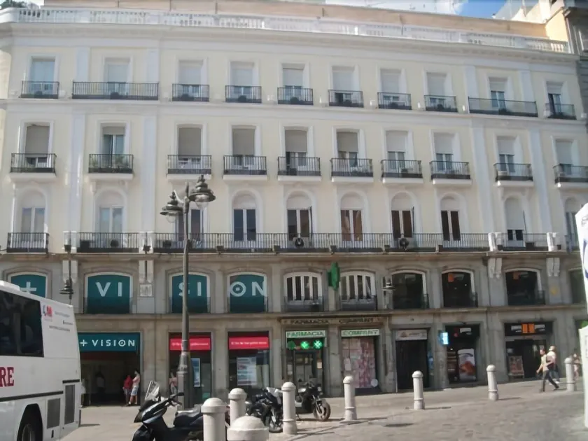 Hostel Puerta del Sol - Image 1