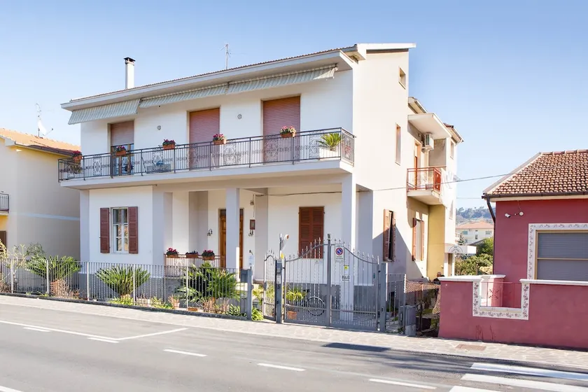 B&B Pescara Airport - Image 1