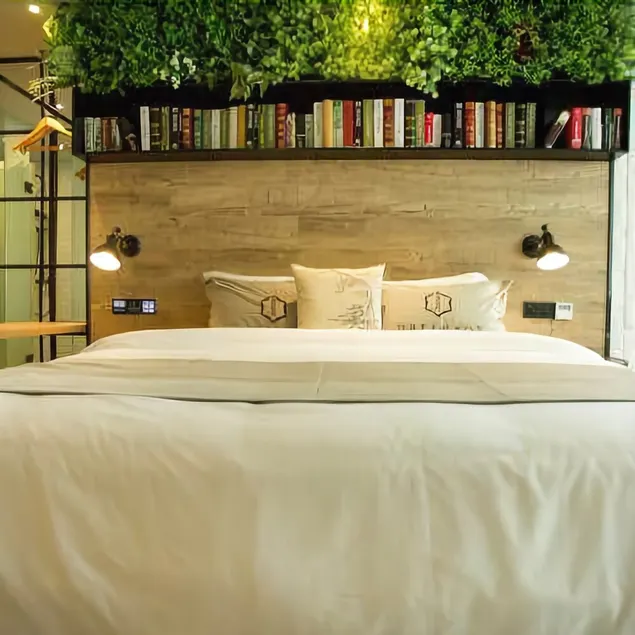 Beihei Dream Box Hotel - Image 1