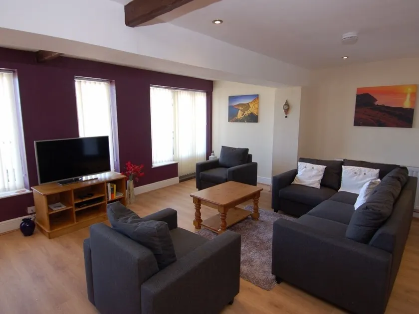 Old Lyn Cottage - Image 1