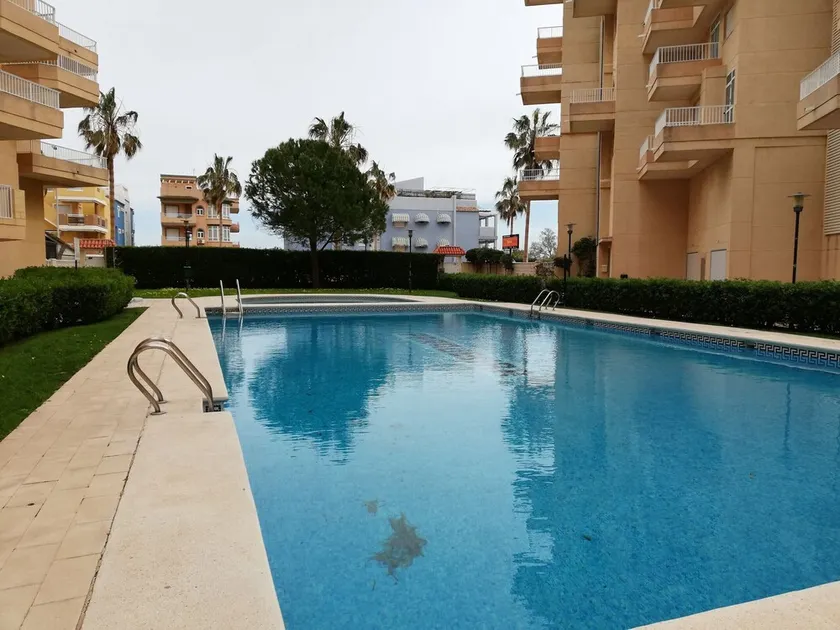 51637121 - Image 1