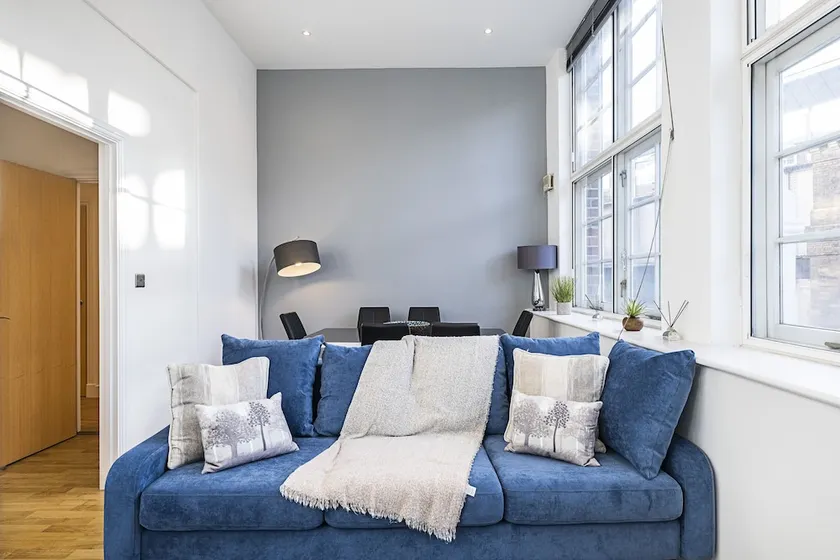 Oxford Drive Apartments by Flexystays - Image 1