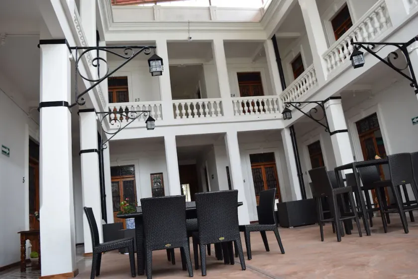 Casa Meba Hotel Boutique - Image 1