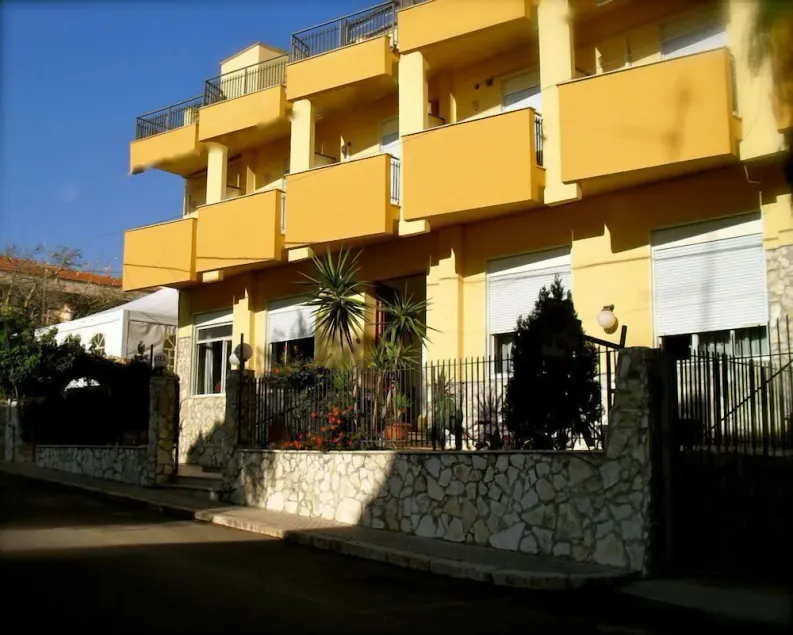 Hotel Baia Del Sole - Image 1