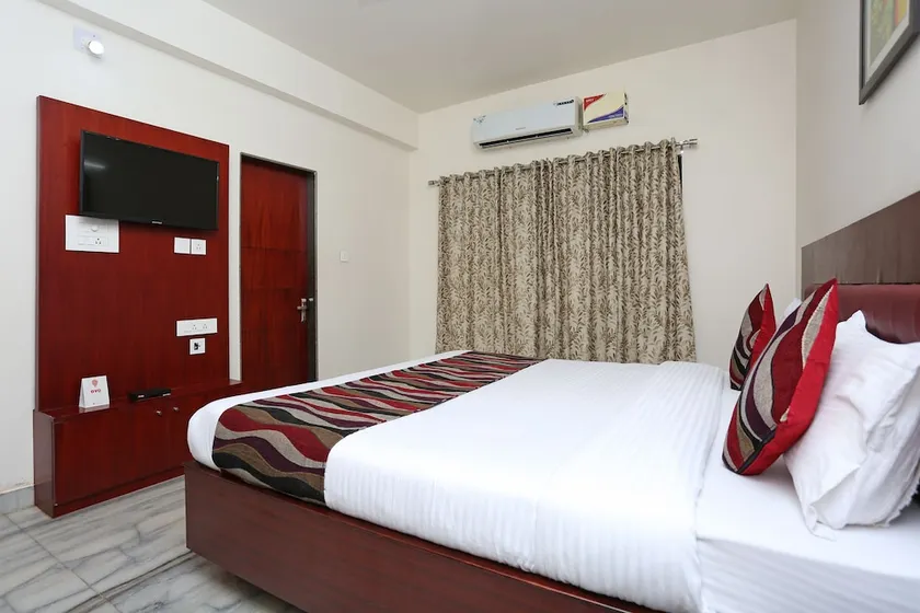 OYO 3518 The Room - Image 1