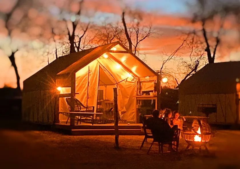 Son's River Ranch Glamping Cabin 17 - Image 1