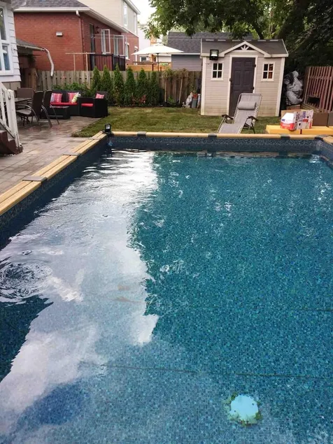 Apartment with one bedroom in Longueuil with private pool enclosed garden and WiFi - Image 1
