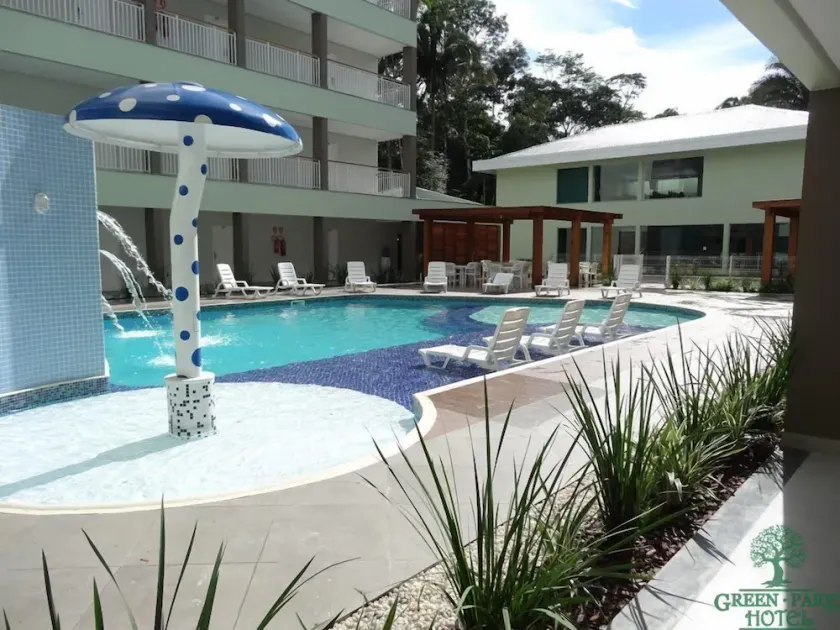 Hotel Green Park - Image 1