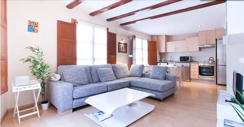 Valencia Flat Rental - Central Market - Image 1