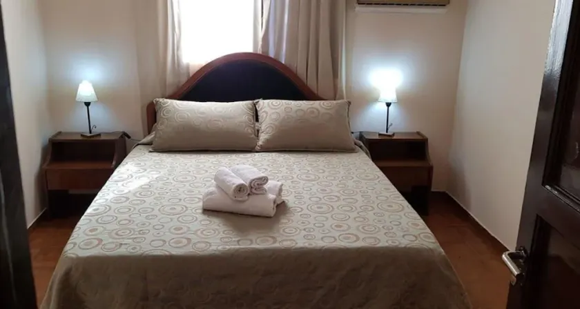 Nuevo Hotel City - Image 1