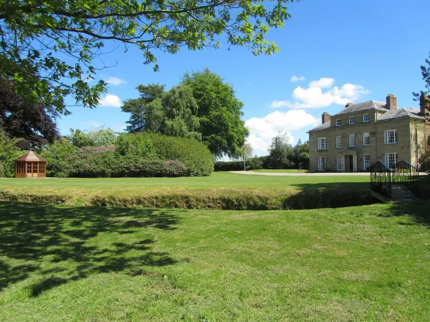 Plas Yolyn - Image 1