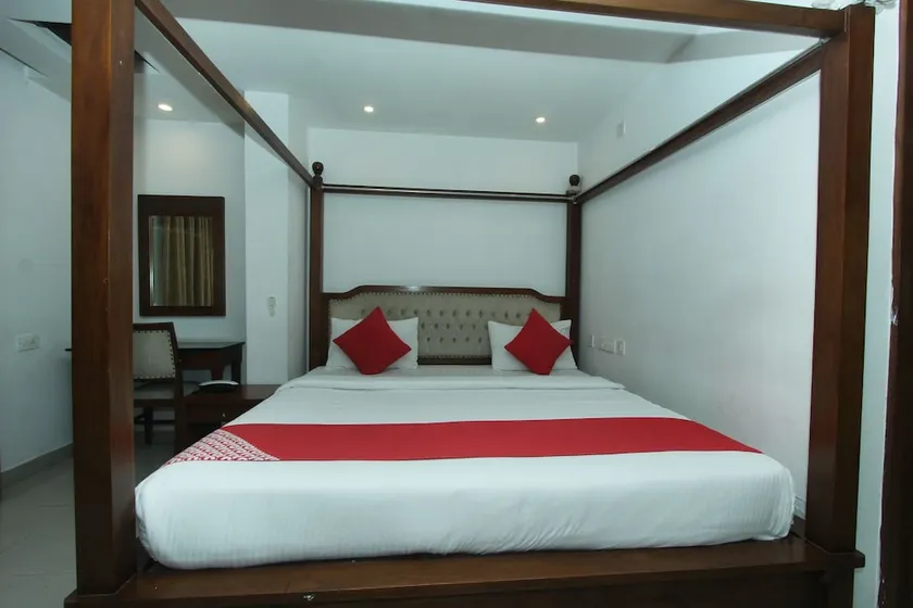 OYO 3837 Confido Inn - Image 1