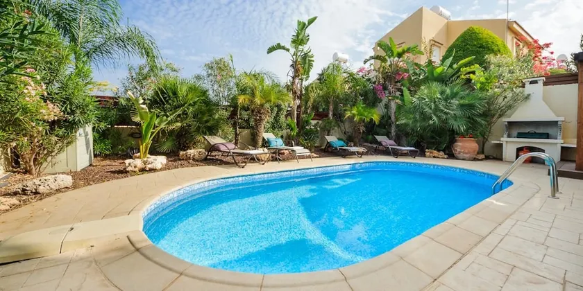 Oceanview Luxury Villa 030 - Image 1