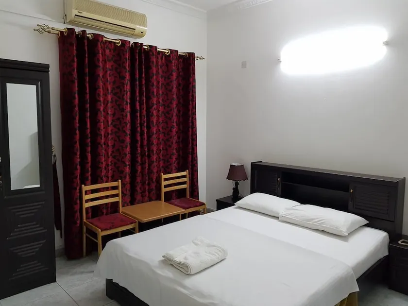 Sophin Hotel - Image 1