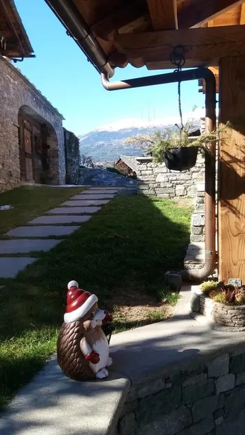 One bedroom appartement with enclosed garden and wifi at Aymavilles 7 km away from the slopes - Image 1