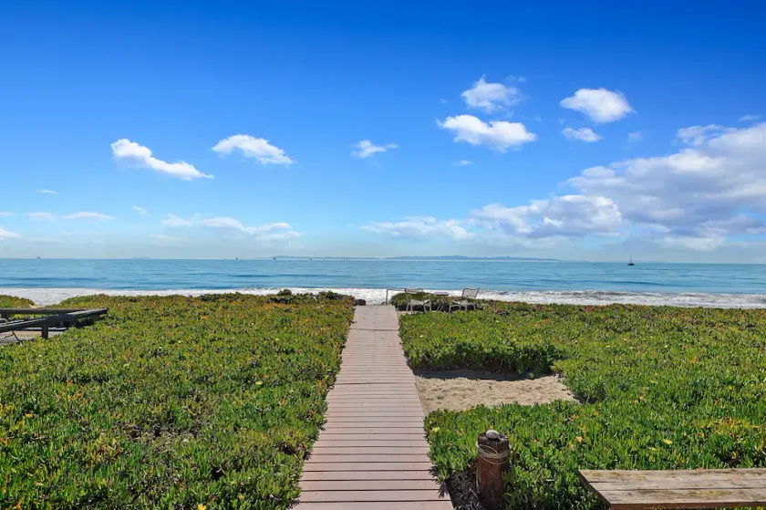 Sandy Feet Retreat - Image 1