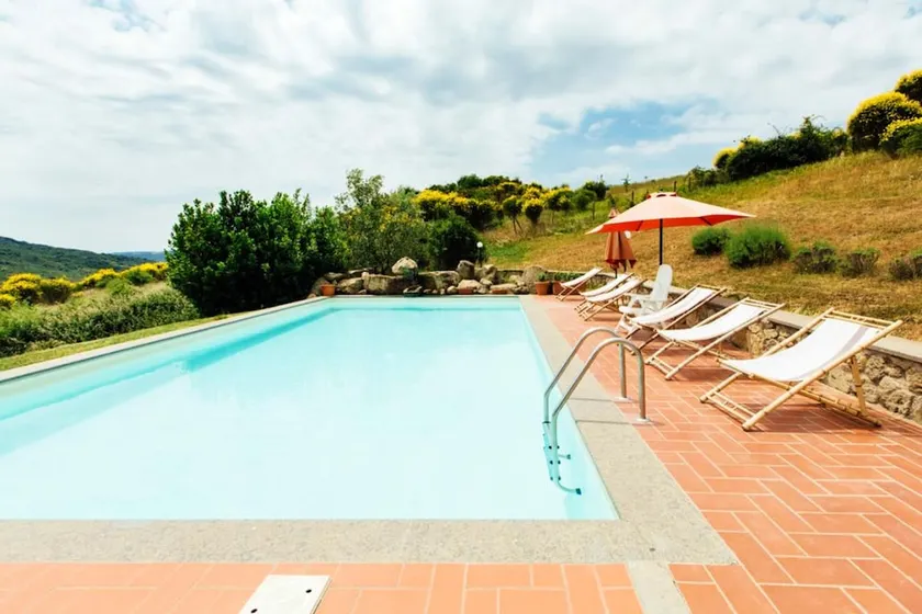 6 bedrooms villa with private pool and furnished terrace at Santa Fiora - Image 1