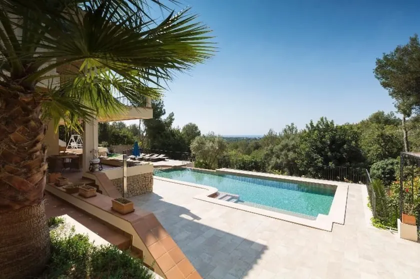 Experience The Nirvana Lifestyle - Image 1