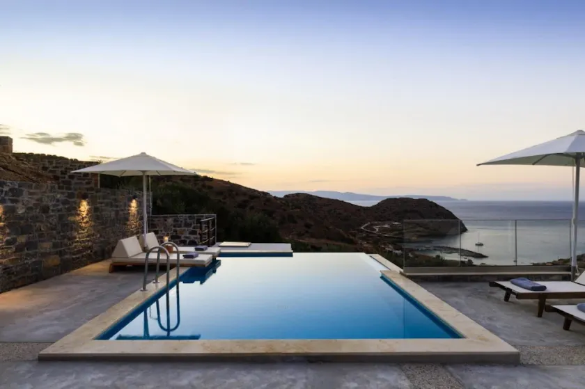 Mochlos Harbour View - 3 bed Villa With sea Views - Image 1