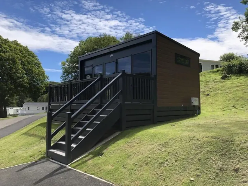 Riverside Rothbury Swift S Pod - Image 1