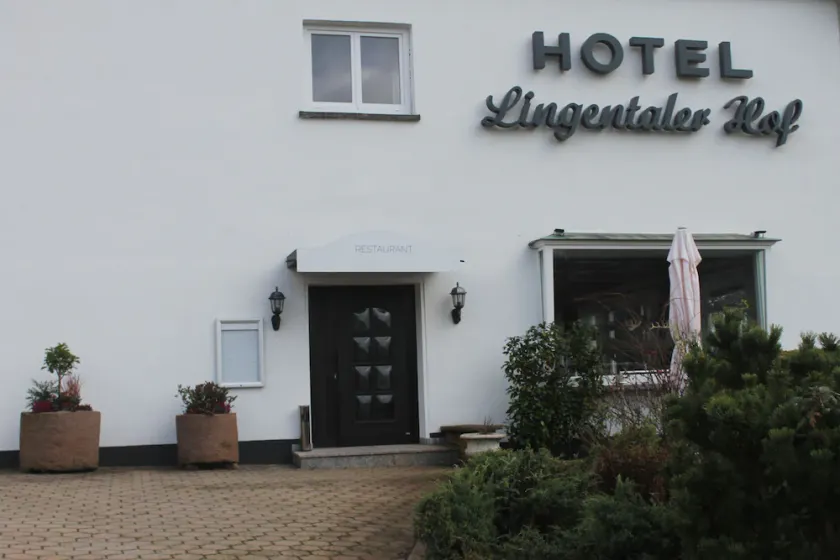 Lingentaler Hof - Image 1