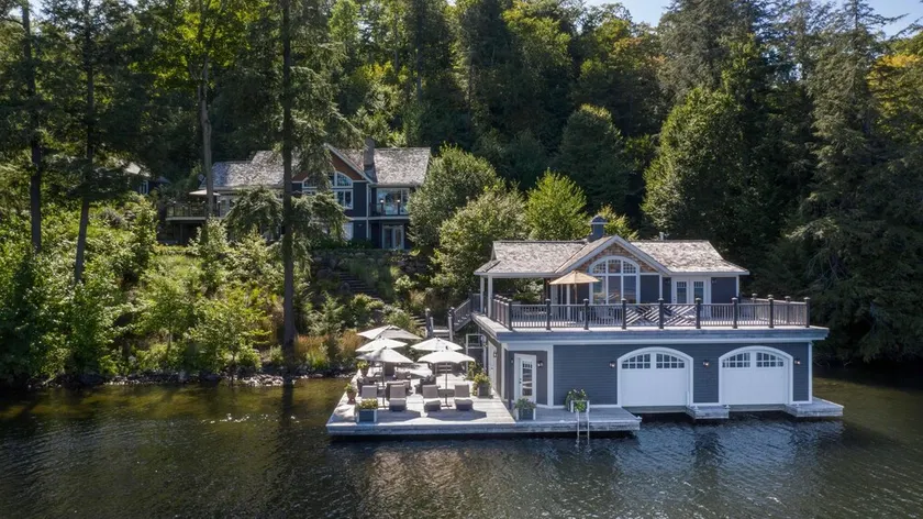 Juddhaven Lake Rosseau Lake House With all the Bells and Whistles! - Image 1