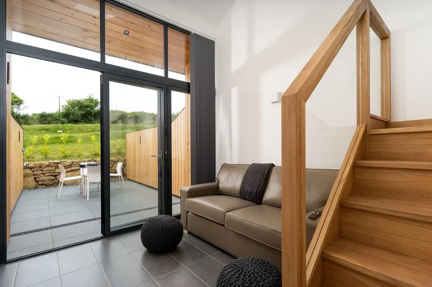 Mini Lodge in the Cornish Countryside - Image 1