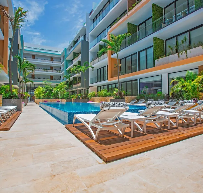 THE CITY Luxury Suites - Image 1