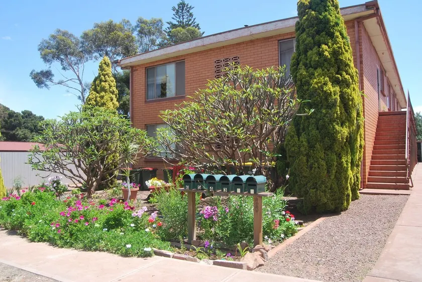 Delprat Terrace Apartments - Image 1