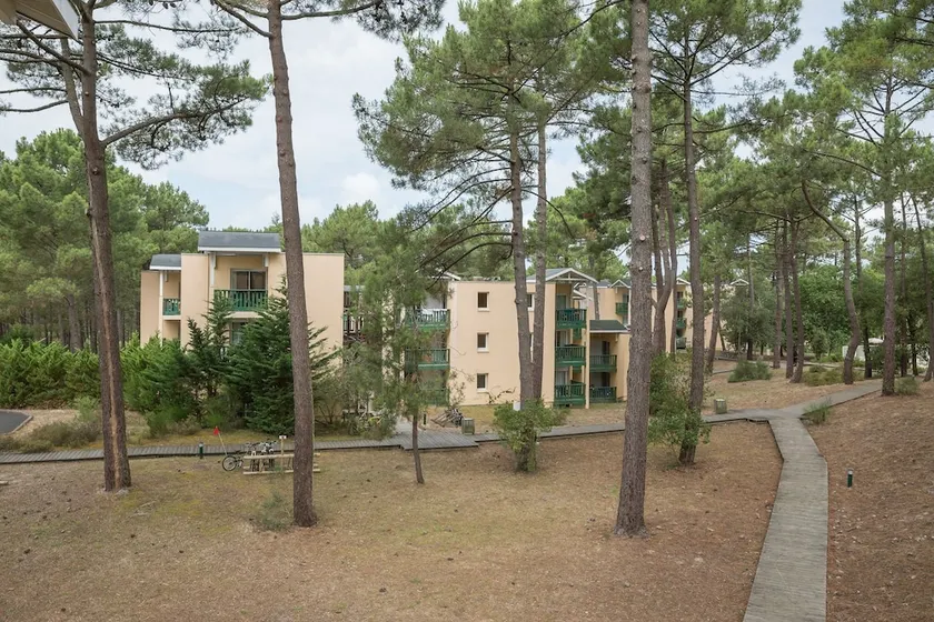Pierre & Vacances Residence Les Grands Pins - Image 1