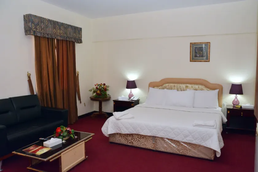 Aradous Hotel - Image 1