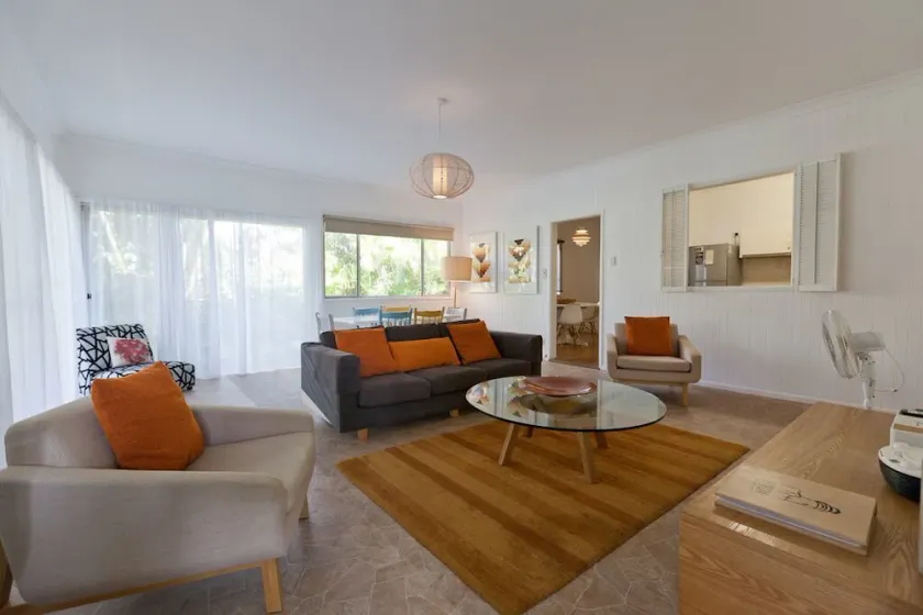 Rons Beach House - Image 1