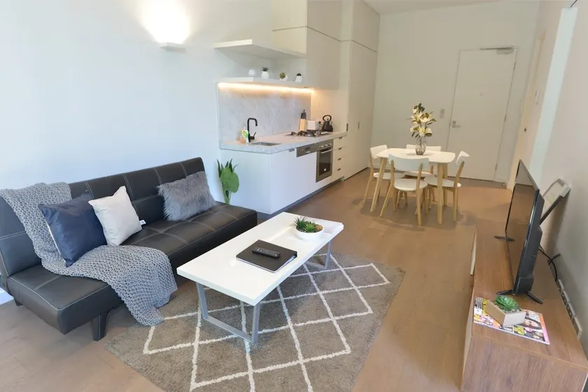 Spacious Cosy Bedroom Suite + Large Balcony - Image 1