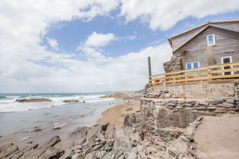 Beachcomber's Cottage - Image 1