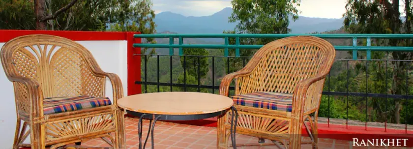 Vakna Highway Guest House - Image 1