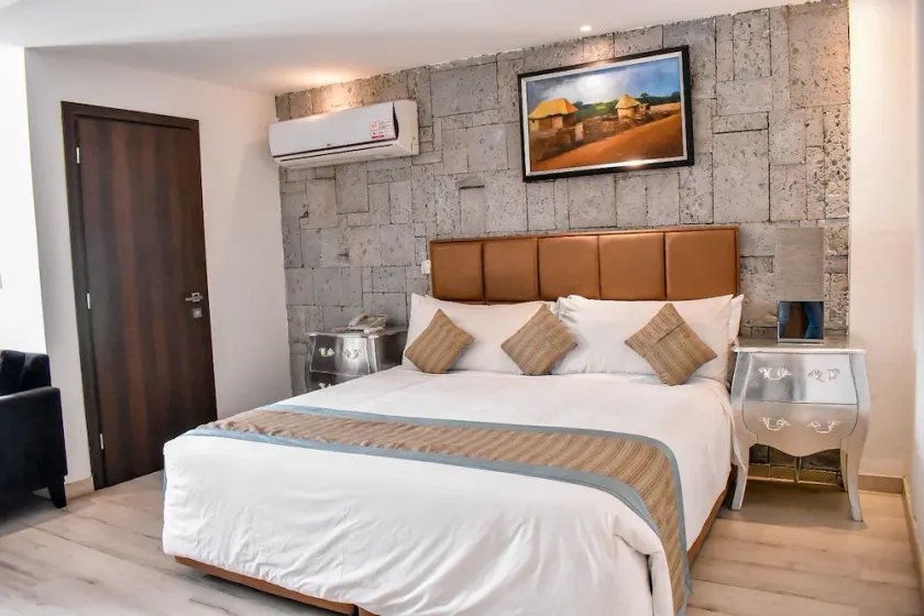 Sun Heaven Hotel Victoria Island - Image 1
