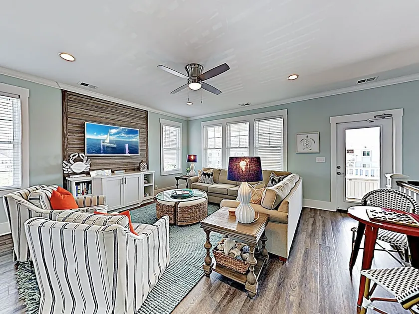 Chic Coastal W/ Pool, Ocean Views, Near Beach 4 Bedroom Home - Image 1