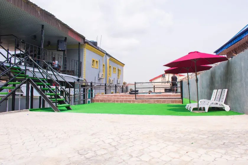 Adesuwa Royal Guest House Ketu - Image 1