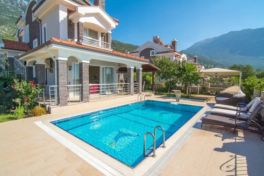 Arnna Villa 1 by Villa Buketi - Image 1