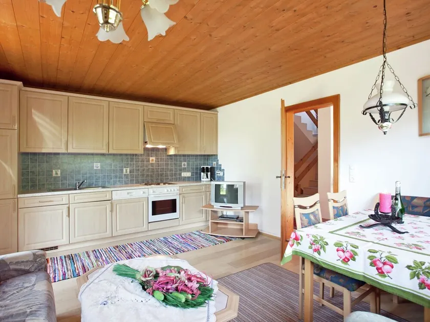 Beautiful Apartment Near Ski Area in Kirchberg - Image 1
