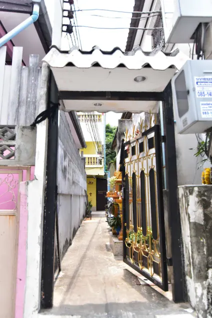 Rama Guesthouse - Image 1