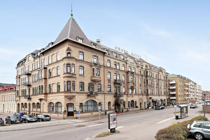 Best Western Plus Grand Hotel - Image 1