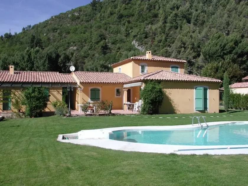 Villa Mistral - Image 1