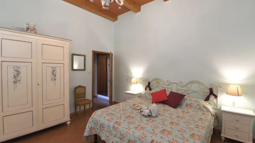 Podere Montelucci - Image 1