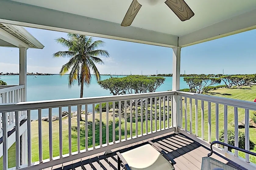 Island 2br Waterfront Villa 2 Bedroom Villa - Image 1