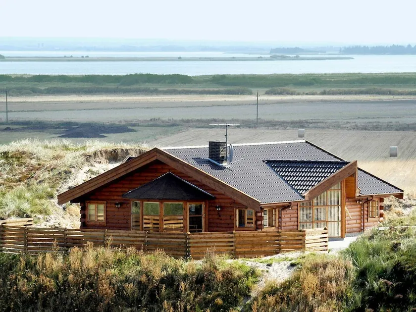 Beautiful Holiday Home in Ringkøbing With Dunes - Image 1