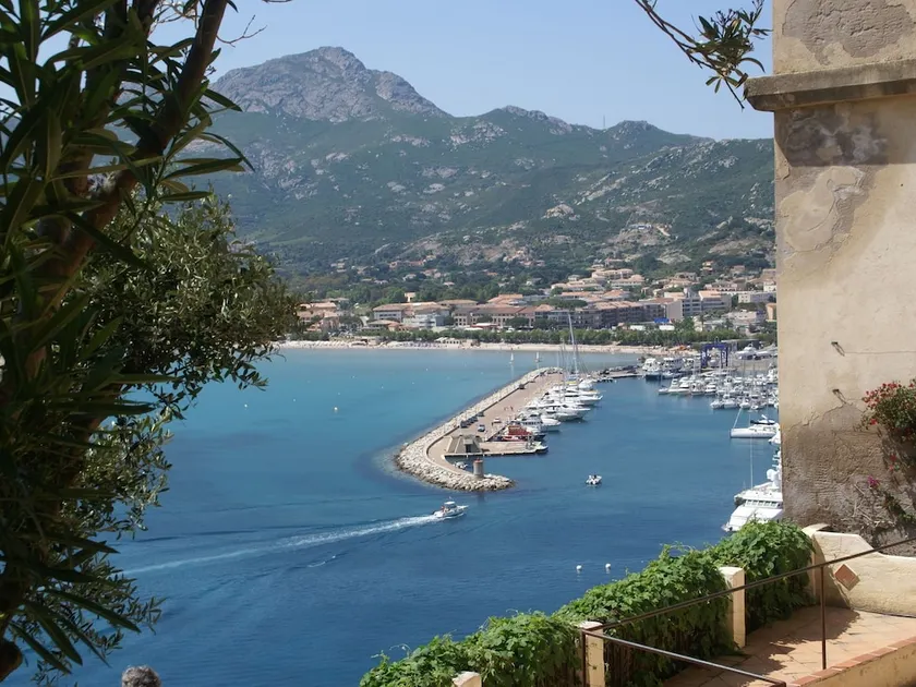 Tranquil Holiday Home in Corsica With Terrace - Image 1