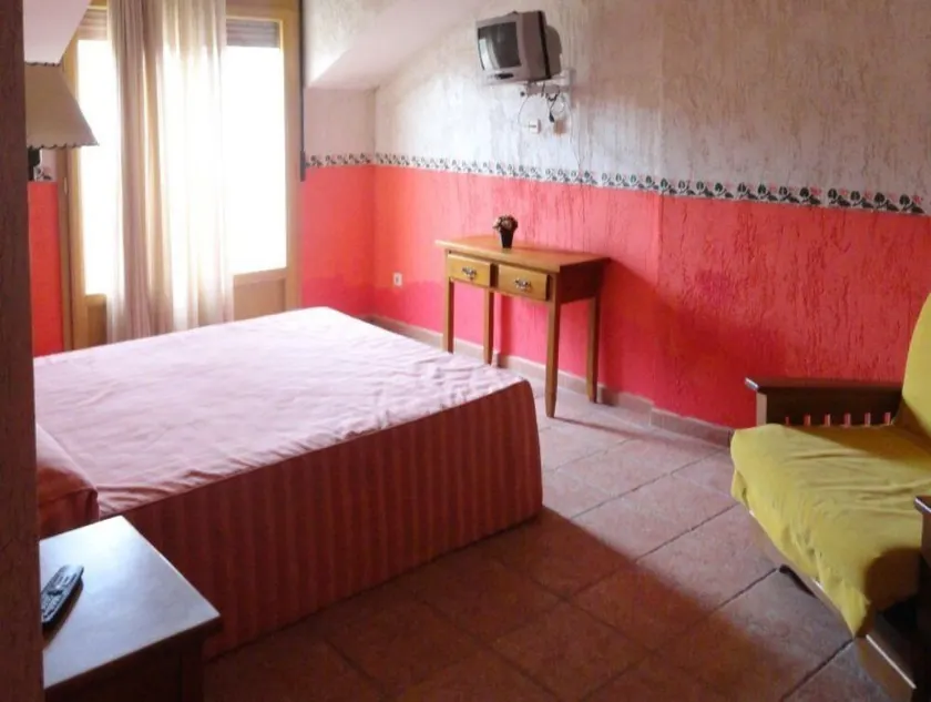 Hotel Rural La Mesta - Image 1